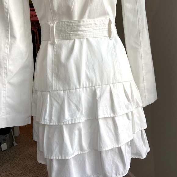 White Spring Trench Coat - Picture 2 of 12